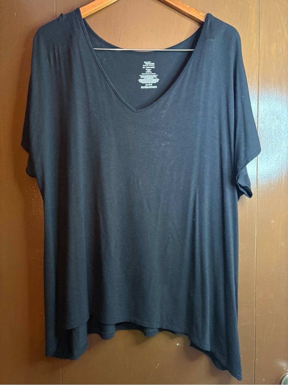 Secret Treasures Black V-Neck Short Sleeve Top